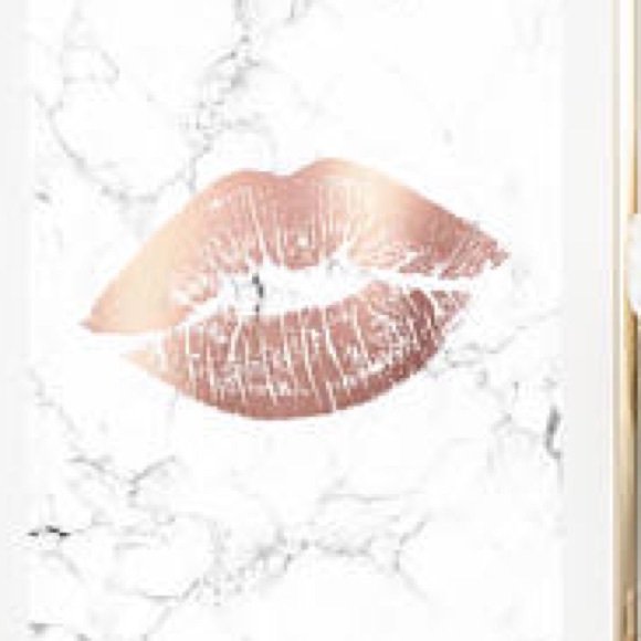 Meet your Posher, Alanda - Picture 1 of 1